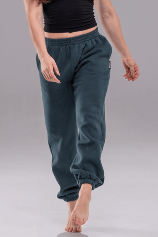 Lounge Edit Jogger - Grove Green